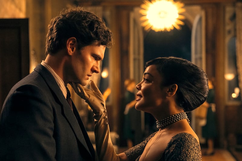 Tom Bateman and Tessa Thompson in Hedda.