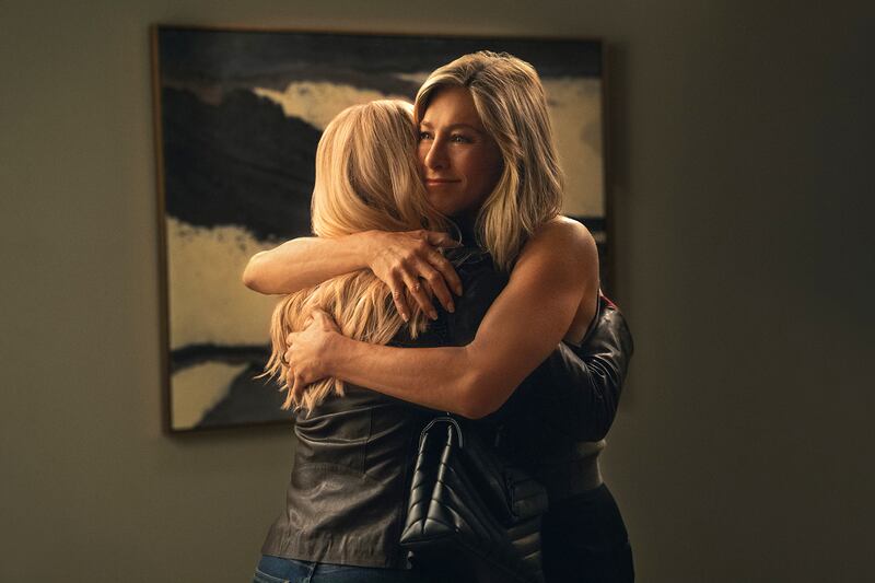 Reese Witherspoon and Jennifer Aniston in The Morning Show.