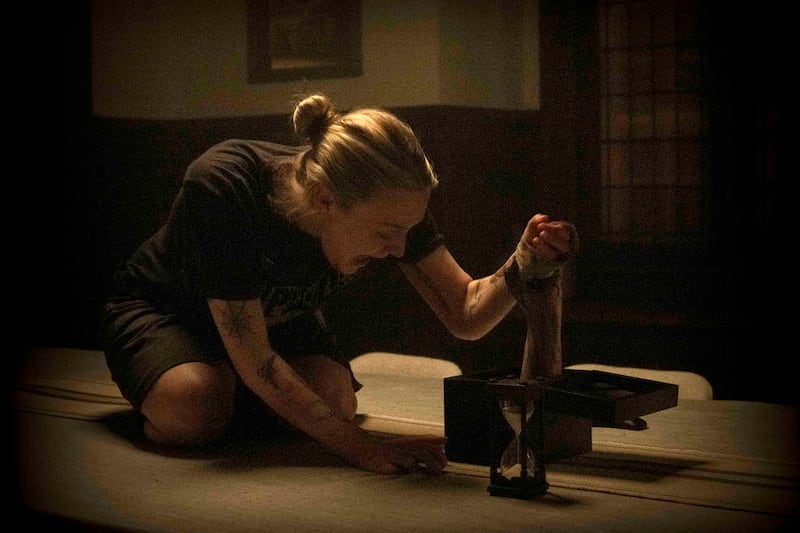 Dakota Fanning in Vicious.