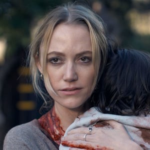 (L-R) Maika Monroe as Polly Murphy and Nora, and Lola Contreras as Josie Morales in The Hand That Rocks the Cradle.