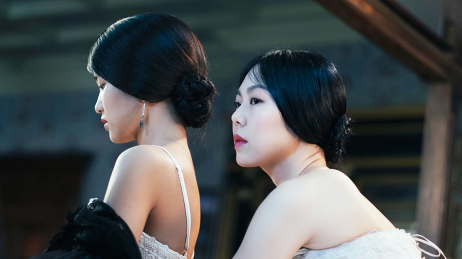 articles/2016/09/24/inside-the-handmaiden-a-lesbian-erotic-thriller-and-the-sexiest-film-of-the-year/160923-_Yamato-The-Handmaiden-tease_yvlg6h