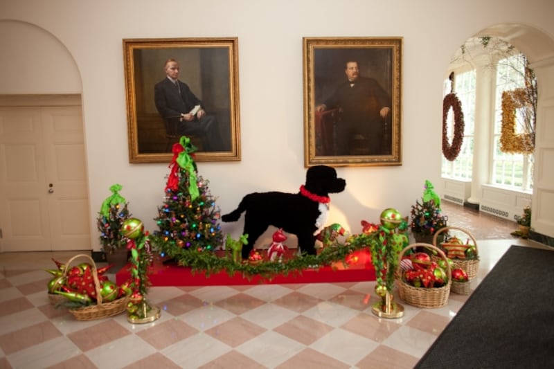Decorations in the Booksellers Hall of the White House, outside the East Wing’s gift shop, in 2010.